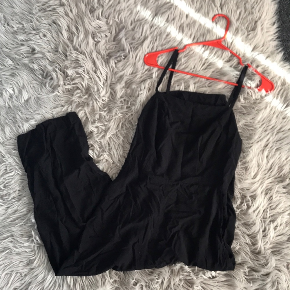 ✨OLD NAVY JUMPSUIT✨